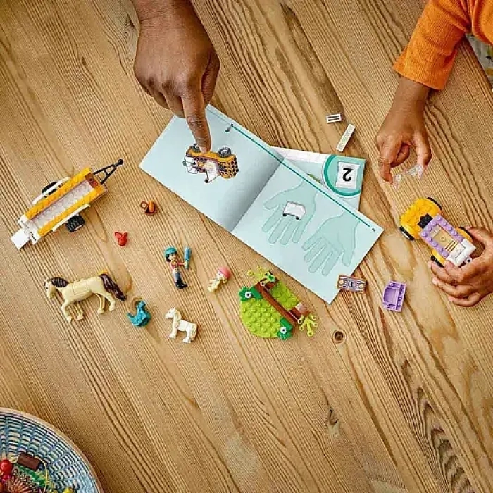 Lego Friends At Ve Midilli Römorku 42634