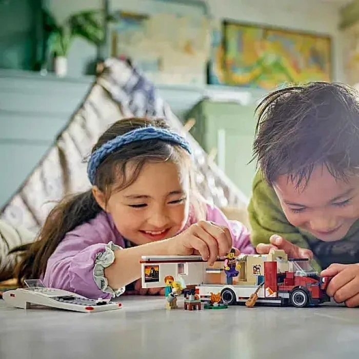 Lego Tatil Macera Karavanı 60454