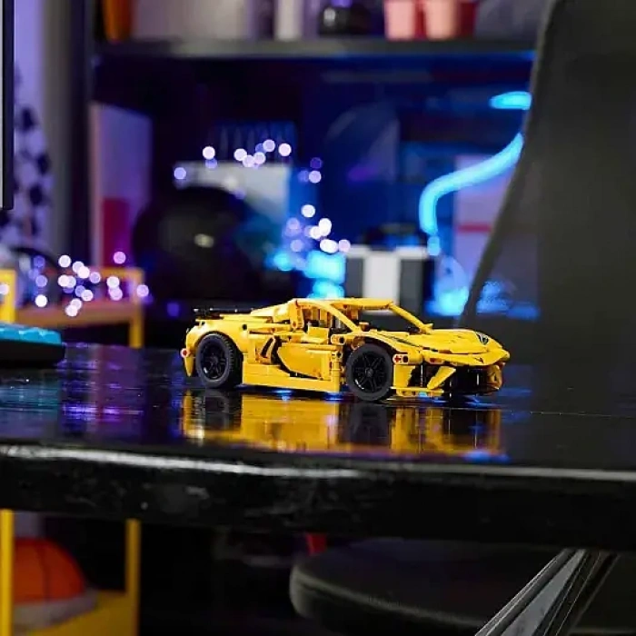 Lego Technic Chevrolet Corvette Stingray 42205