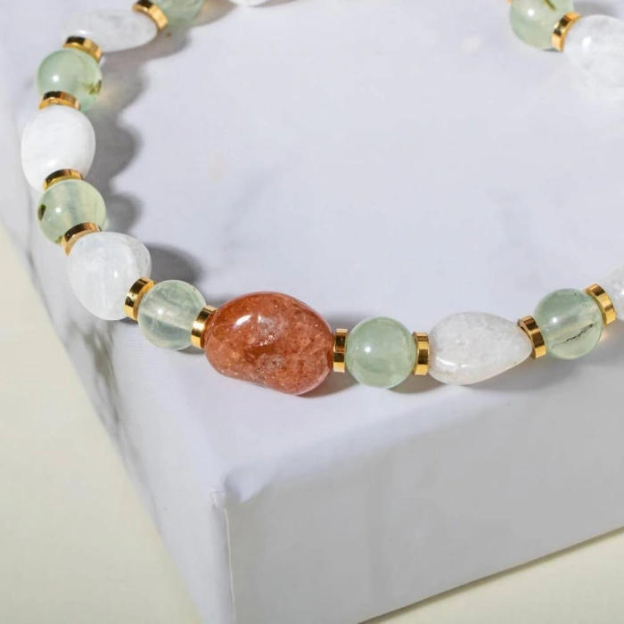 Menopoz, Regl Doğal Taş Bileklik