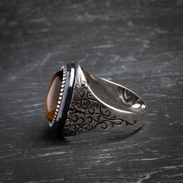 Sertifikalı 925 Ayar Kaplan Gözü Gümüş Yüzük (Erkek)