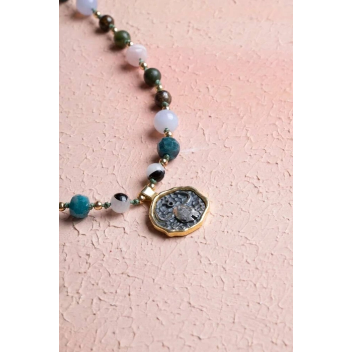 Sertifikalı Boğa Burcu Doğal Taş Makrome Kolye