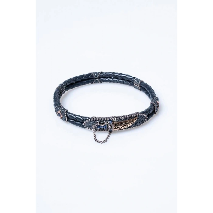 Sertifikalı El İşçiliği Gümüş Kılıç Detaylı Deri Bileklik (SK:197)