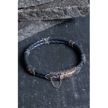 Sertifikalı El İşçiliği Gümüş Kılıç Detaylı Deri Bileklik (SK:197)