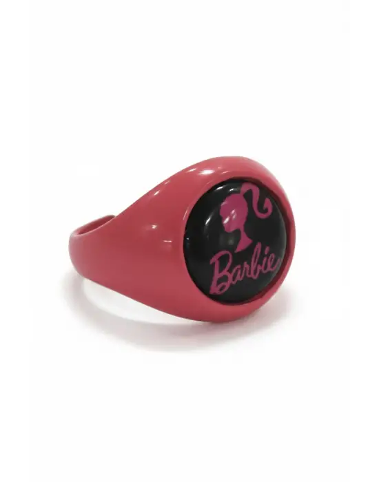 Pembe Barbie Yazılı ve Logolu Yüzük - Siyah Yuvarlak Detaylı Retro Aksesuar