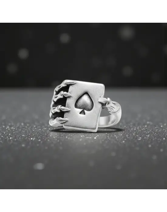 Maça Sembol Yüzük