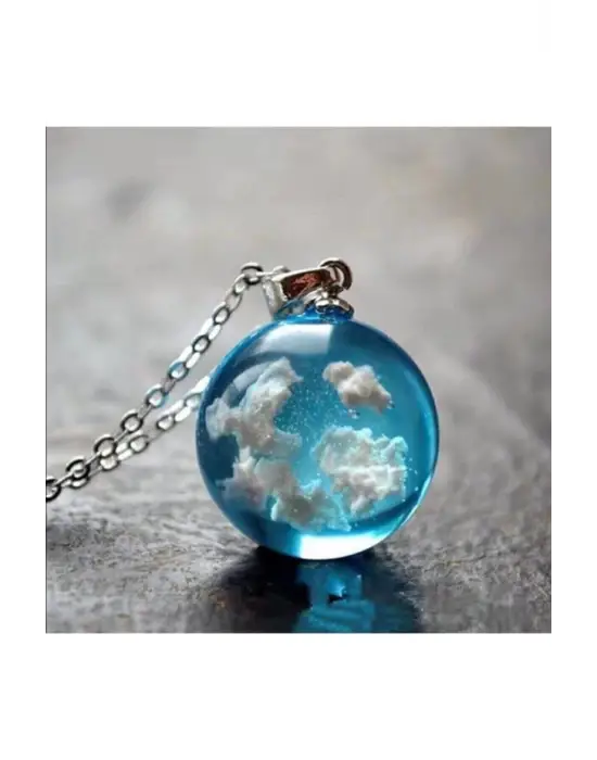 Gece Parlayan Bulut Kolye