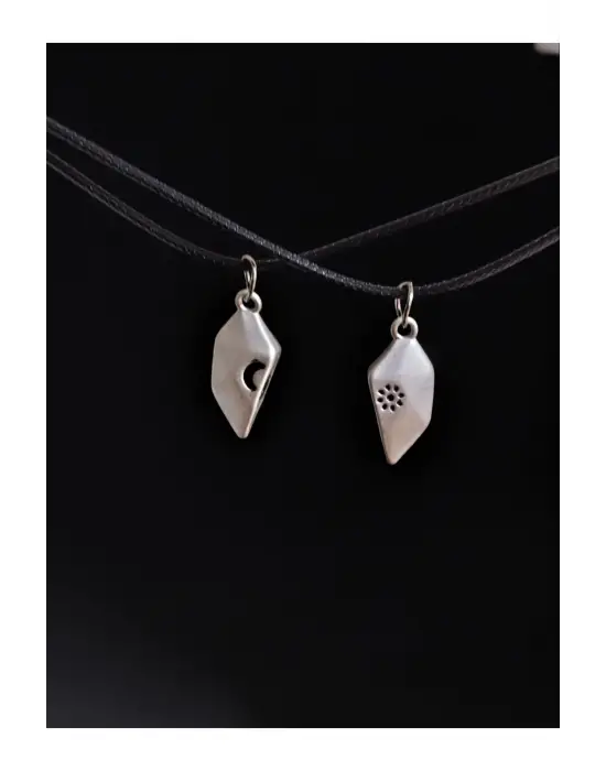 Gümüş Kaplama Birleşim Damlası Mıknatıslı 2 li Unisex Hediyelik Çift Kolye