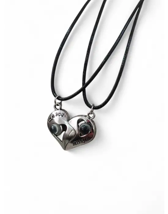 100 Dilde Seni Seviyorum Yazılı Mıknatıslı Kalp Çift Kolyesi Seti - Projeksiyonlu Kolye