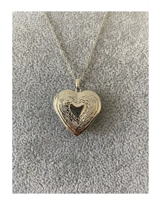 Retro Antik El Yapımı Kalp Şeklinde Üstü Kalp Desenli Içi Açılan Kolye