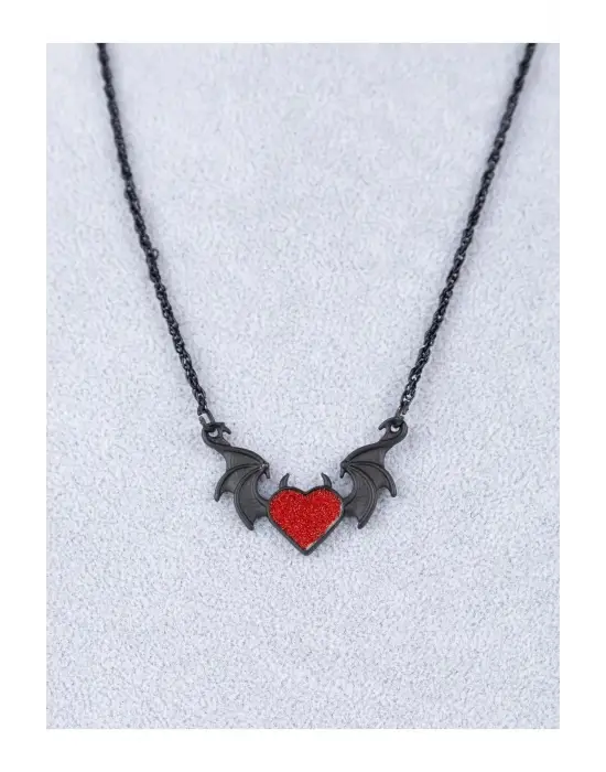 Siyah Kırmızı Motifli Yarasa Kolye