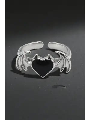 Gothic Punk Tarzı Yarasa Kanatlı Kalp Yüzük - Grunge ve Y2K Sokak Modası Takı