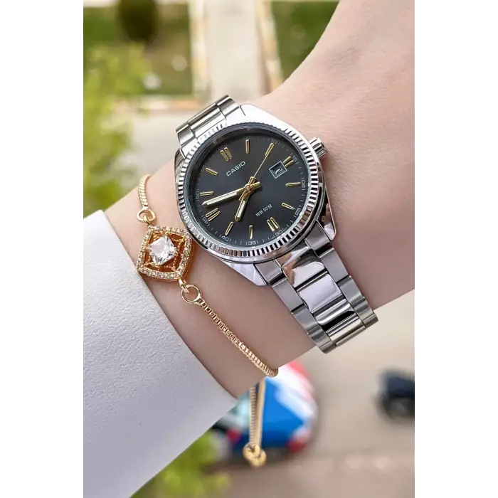 Casio CSISTE16 Kadranı Füme Kordonu Gümüş Renk Hediye Paketli Kadın Kol Saati