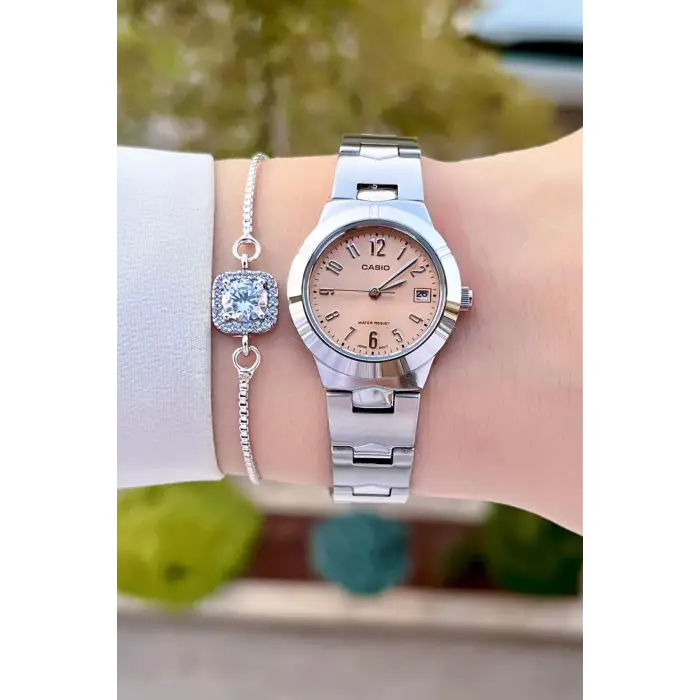 Casio CSISTE90 Kadranı Pudra Kordonu Gümüş Renk Hediye Paketli Kadın Kol Saati
