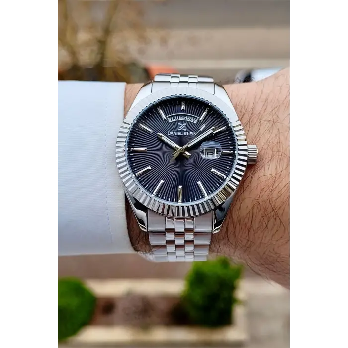 Kadranı Lacivert Kordonu Gümüş Renk 42 mm Fonksiyonlu Erkek Kol Saati