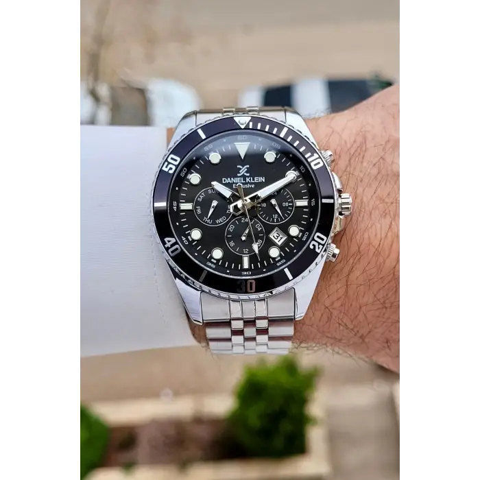Kadranı Siyah Kordonu Gümüş Renk 45 mm Erkek Kol Saati