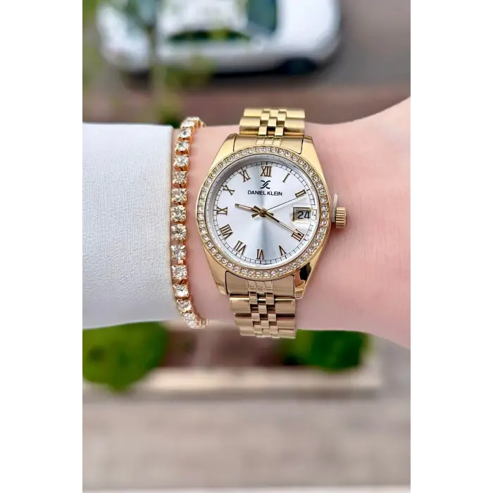 Gold Renk 32,5 Mm Takvimli Kadın Kol Saati Ve Bileklik