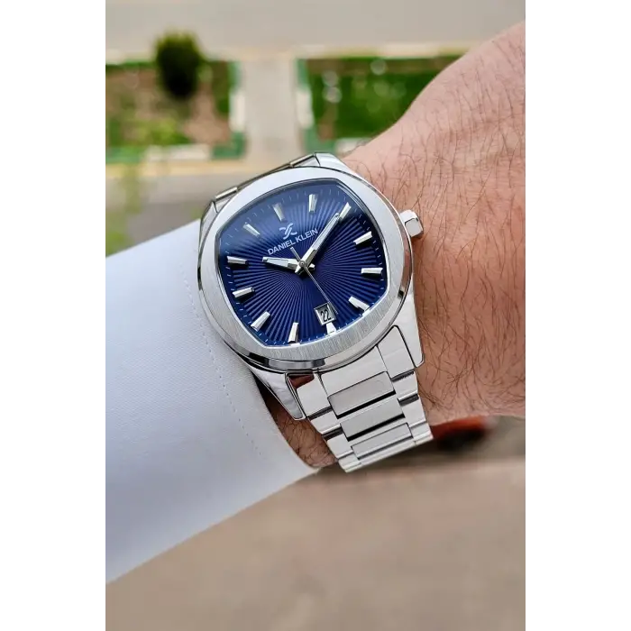 Kadranı Lacivert Kordonu Gümüş Renk 41 Mm Erkek Kol Saati