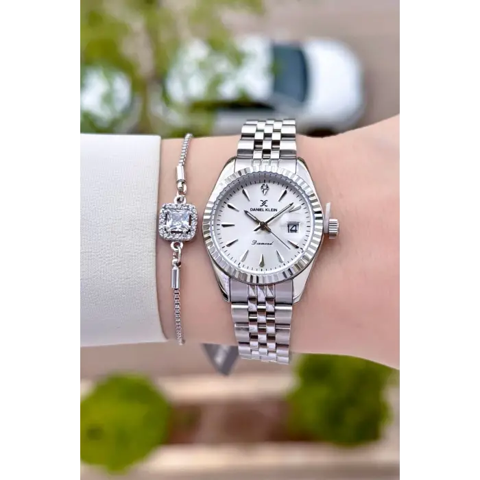 Daniel Klein DKISTE1965 Diamond Gümüş Renk 28 Mm Kadın Kol Saati Ve Bileklik