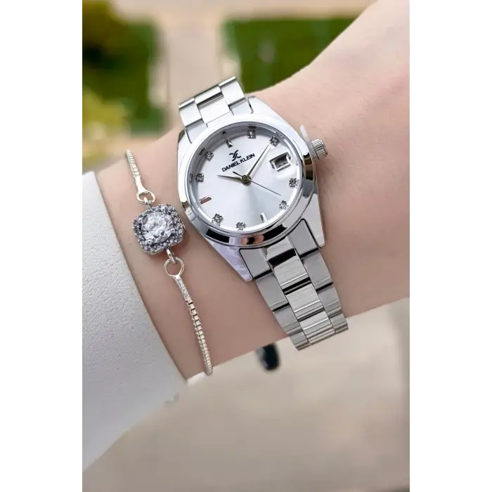 Daniel Klein DKISTE1990 Gümüş Renk 28 Mm Kadın Kol Saati Ve Bileklik