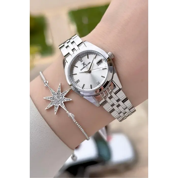 Gümüş Renk 28 Mm Kadın Kol Saati Ve Bileklik