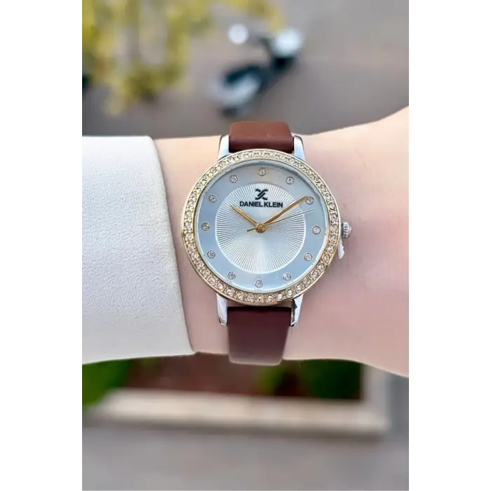 Daniel Klein DKISTE1932 Yeni Model Gold Gümüş Renk Kadın Kol Saati ve Kahverengi Renk Deri Kordon
