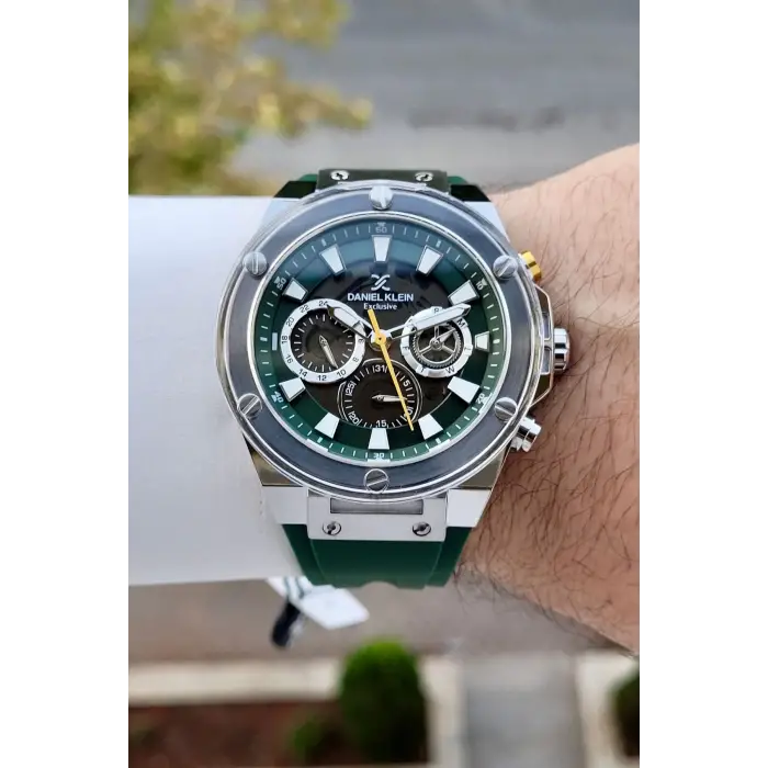 Daniel Klein DKISTE1810 46 Mm Kasası Gümüş Kordonu Yeşil Renk İç Göstergeleri Aktif Erkek Kol Saati