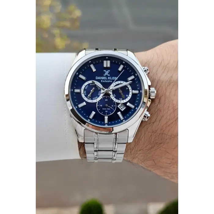Kadranı Lacivert Kordonu Gümüş Renk 43 Mm İç Göstergeleri Aktif Erkek Kol Saati
