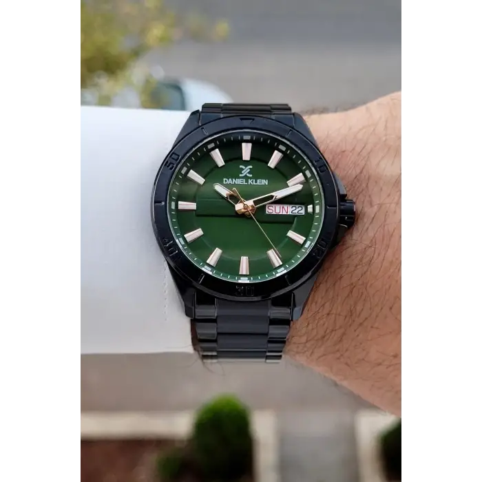 Kadranı Yeşil Kordonu Siyah Renk 43 Mm İç Göstergeleri Aktif Erkek Kol Saati