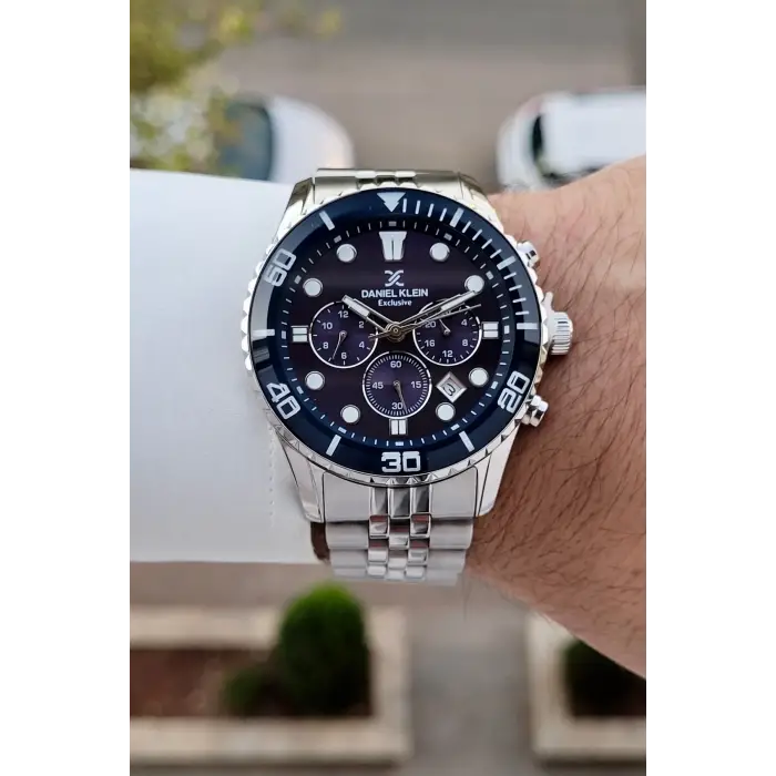 Kadranı Lacivert Kordonu Gümüş Renk 44 Mm İç Göstergeleri Aktif Erkek Kol Saati