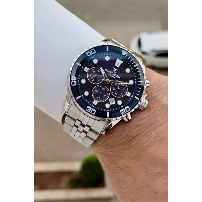 Kadranı Lacivert Kordonu Gümüş Renk 44 Mm İç Göstergeleri Aktif Erkek Kol Saati