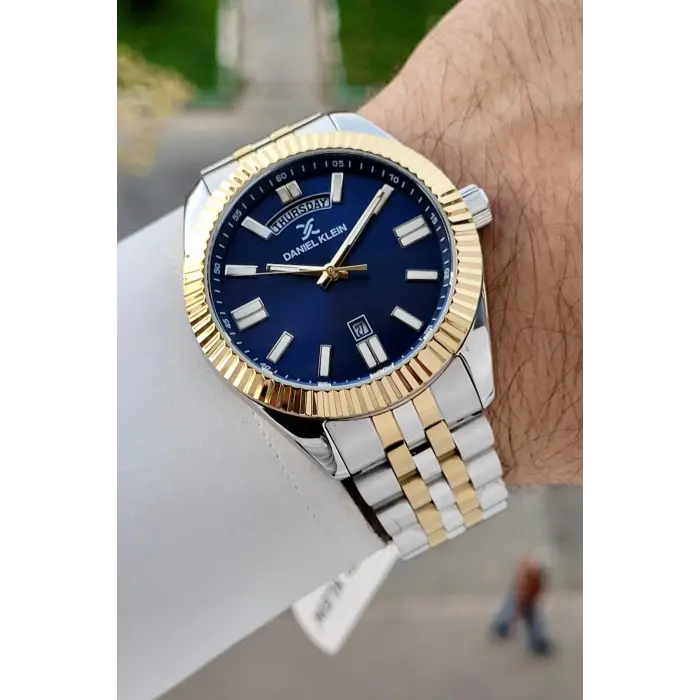 Kadranı Lacivert Kordonu Gold Gümüş Renk 42 Mm İç Göstergeleri Aktif Erkek Kol Saati