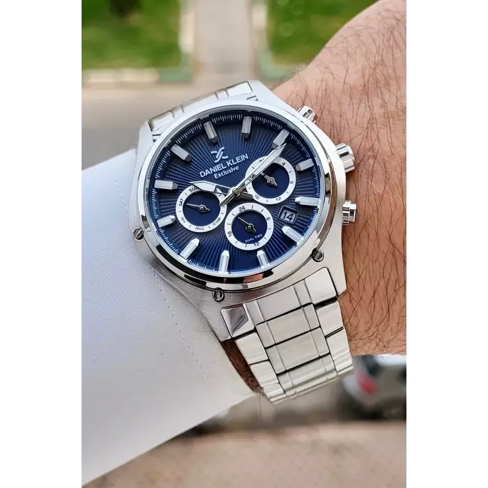 Kadranı Lacivert Kordonu Gümüş Renk 44 Mm Göstergeleri Aktif Erkek Kol Saati