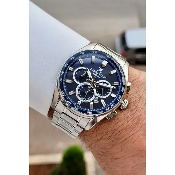 Kadranı Lacivert Kordonu Gümüş Renk 44 Mm Göstergeleri Aktif Erkek Kol Saati