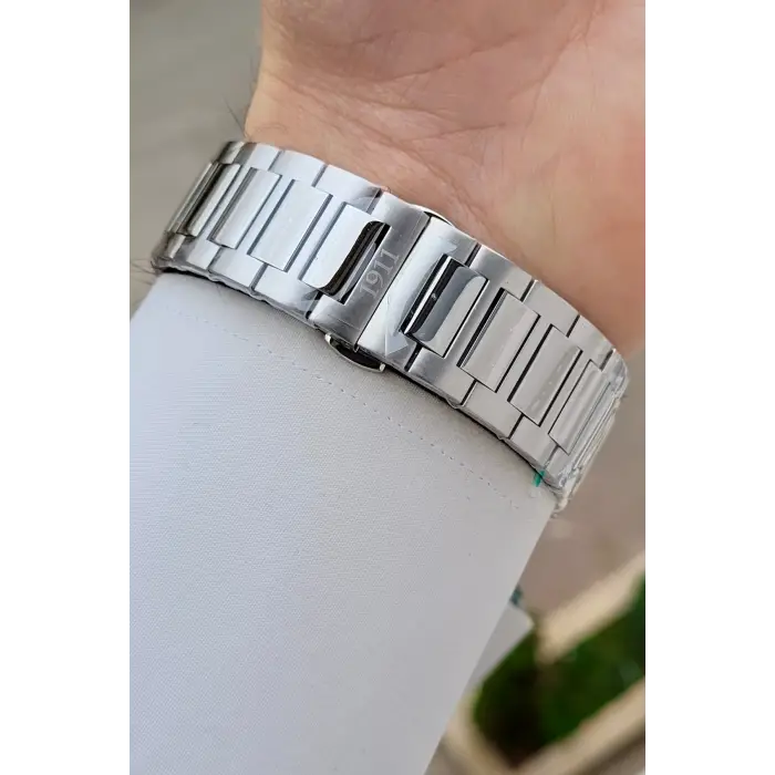 Santa Barbara Polo & Racquet Club Gümüş Renk 41 mm Renk Atmaz Oksitlenmez Çelik Erkek Kol Saati