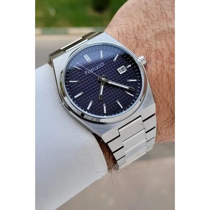 Kadranı Lacivert Kordonu Gümüş Renk 40 mm İç Göstergeleri Aktif Erkek Kol Saati