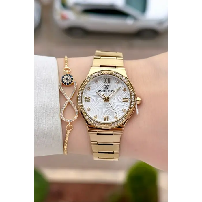 Gold Renk 30 Mm Kadın Kol Saati ve Hediye Bileklik
