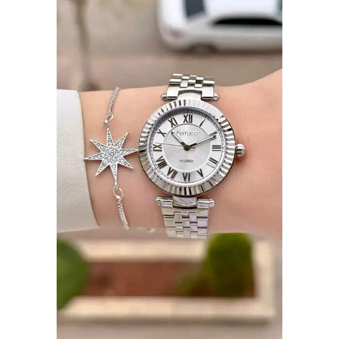 Gümüş Renk 35 Mm Hediye Paketli Kadın Kol Saati ve Bileklik