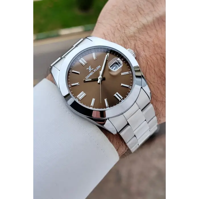 Kadranı Kahverengi Kordonu Gümüş Renk 5 ATM Hediye Paketli 42 mm Erkek Kol Saati