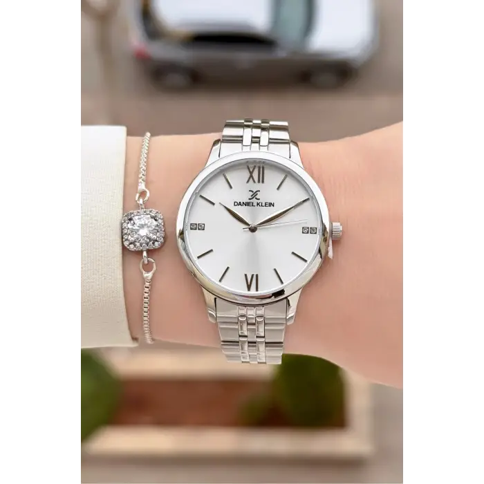 Gümüş Renk 35 mm Kadın Kol Saati ve Hediye Bileklik