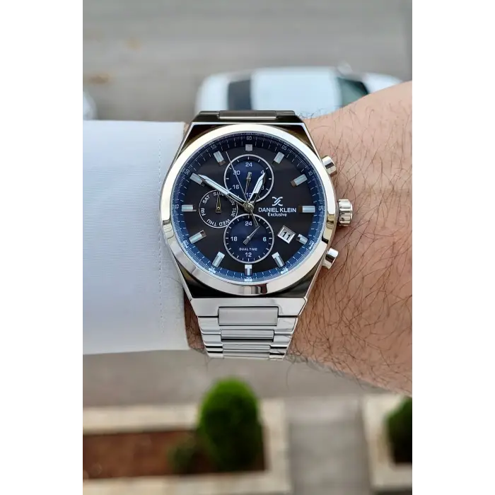 Kadranı Füme Lacivert Kordonu Gümüş Renk 43 mm İç Göstergeleri Aktif Erkek Kol Saati