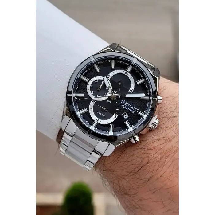Kadranı Siyah Kordonu Gümüş Renk 43 Mm İç Göstergeleri Aktif Erkek Kol Saati