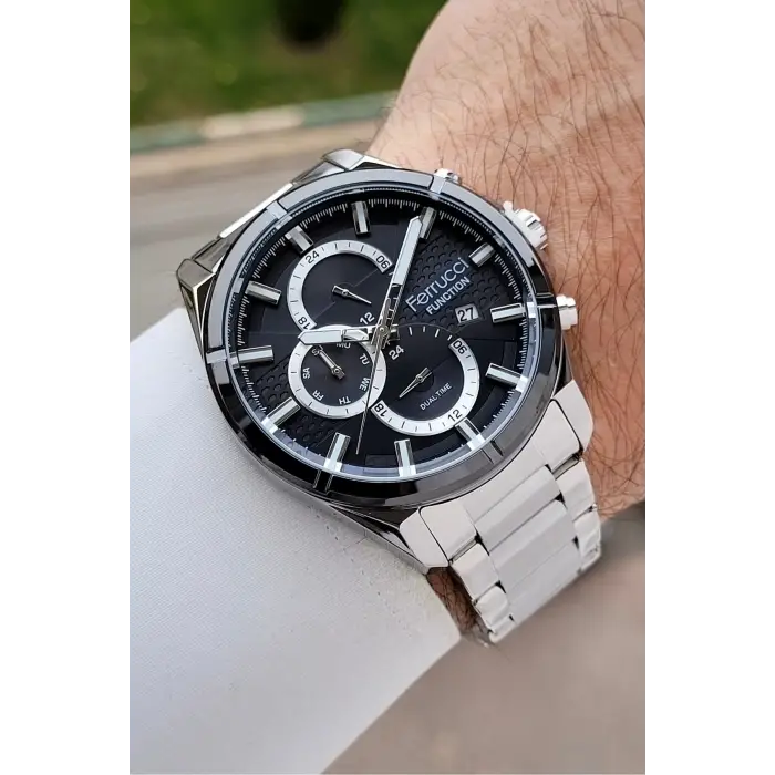 Kadranı Siyah Kordonu Gümüş Renk 43 Mm İç Göstergeleri Aktif Erkek Kol Saati