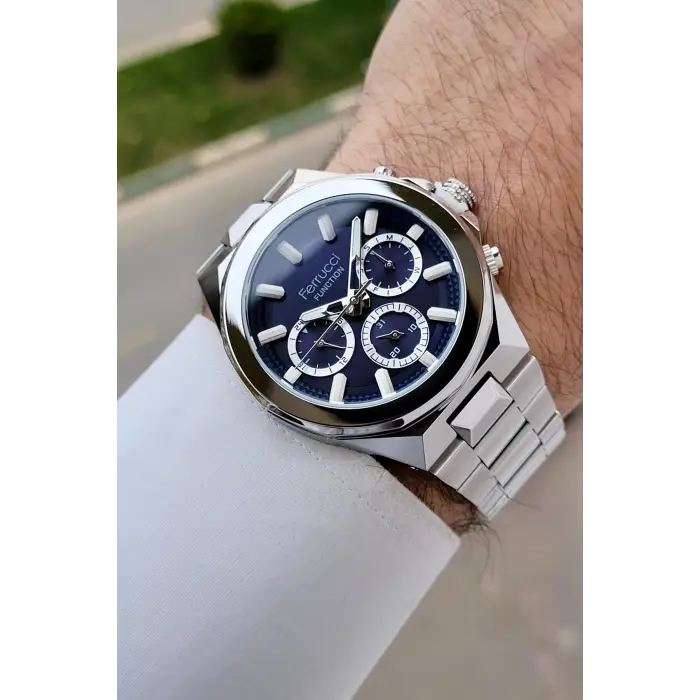 Kadranı Lacivert Kordonu Gümüş Renk 43 Mm İç Göstergeleri Aktif Erkek Kol Saati