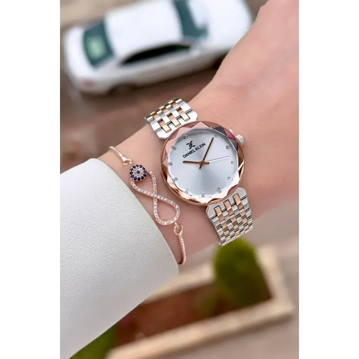 Rose Gümüş Renk Hediye Paketli 30 mm Hediye Paketli Kadın Kol Saati