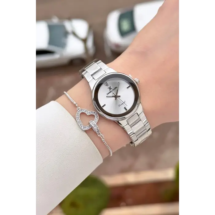 Pırlantalı Gümüş Renk 30 mm Hediye Paketli Kadın Kol Saati ve Bileklik