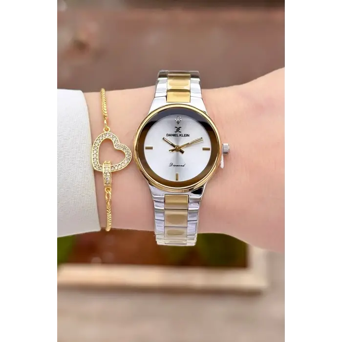 Pırlantalı Gold Gümüş Renk 30 mm Hediye Paketli Kadın Kol Saati ve Bileklik