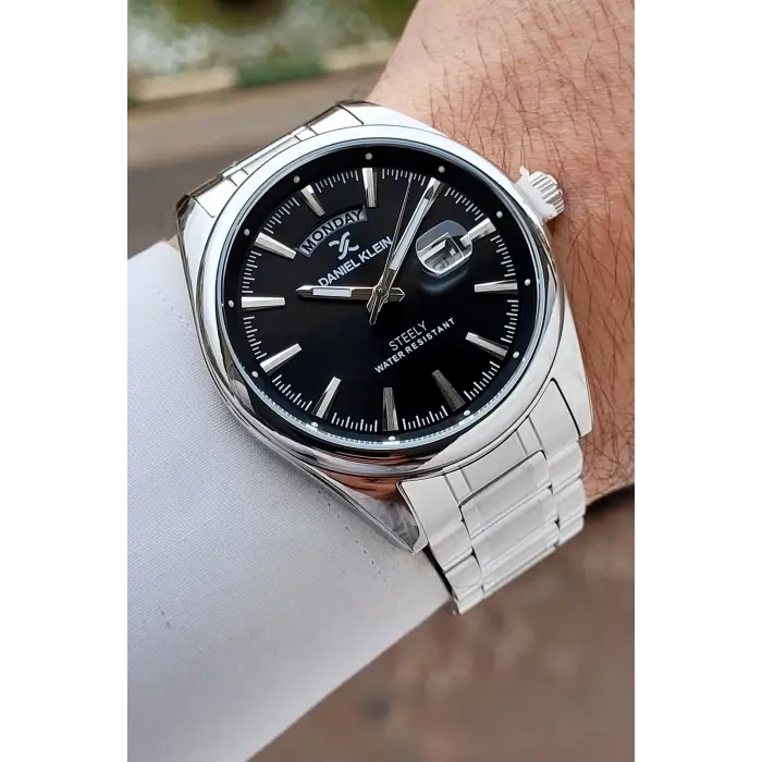 Gümüş Siyah Renk 44 mm Tamamen Paslanmaz Çelik Takvimli Erkek Kol Saati