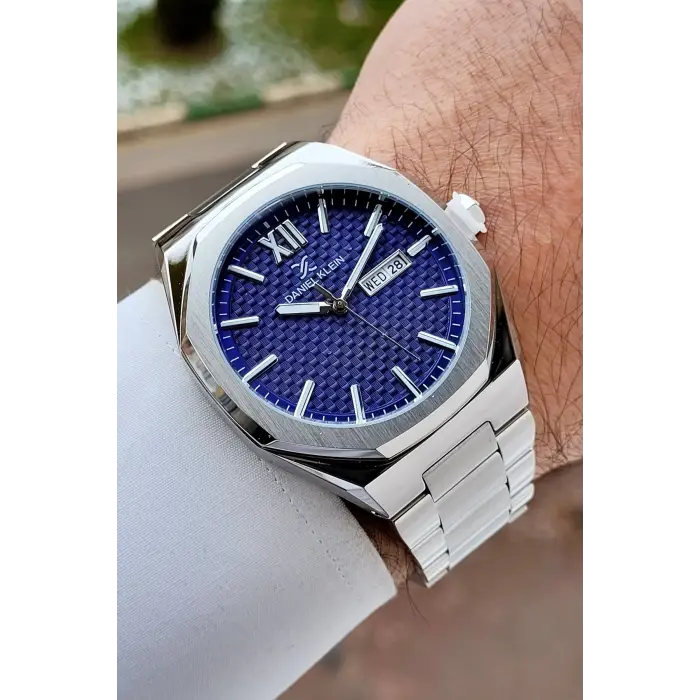 Kadranı Lacivert Kordonu Gümüş Renk 43 mm Erkek Kol Saati
