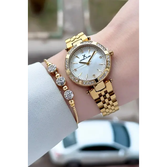 Gold Renk 30 Mm Kadın Kol Saati ve Bileklik